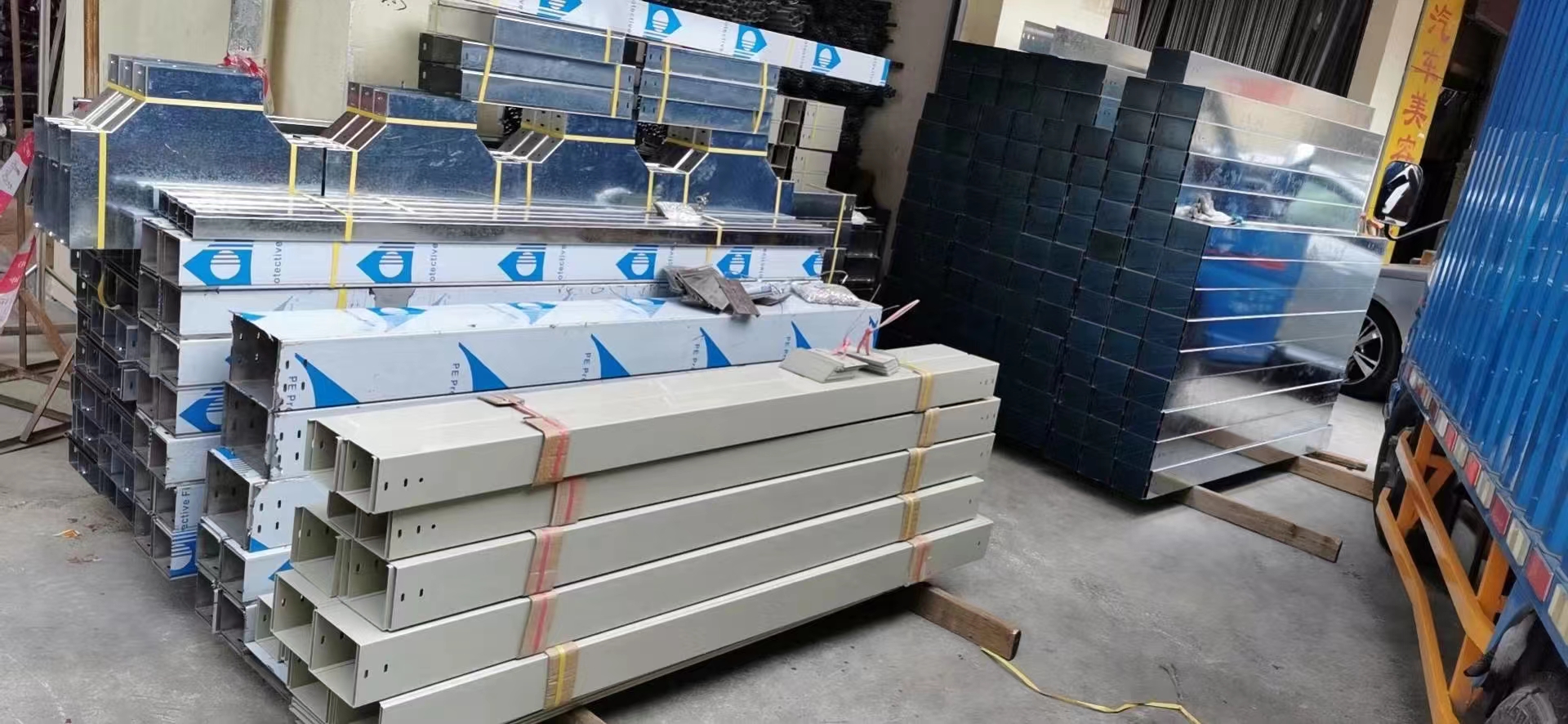 怎樣辨別阻燃鍍鋅線(xiàn)盒的質(zhì)量?jī)?yōu)劣？